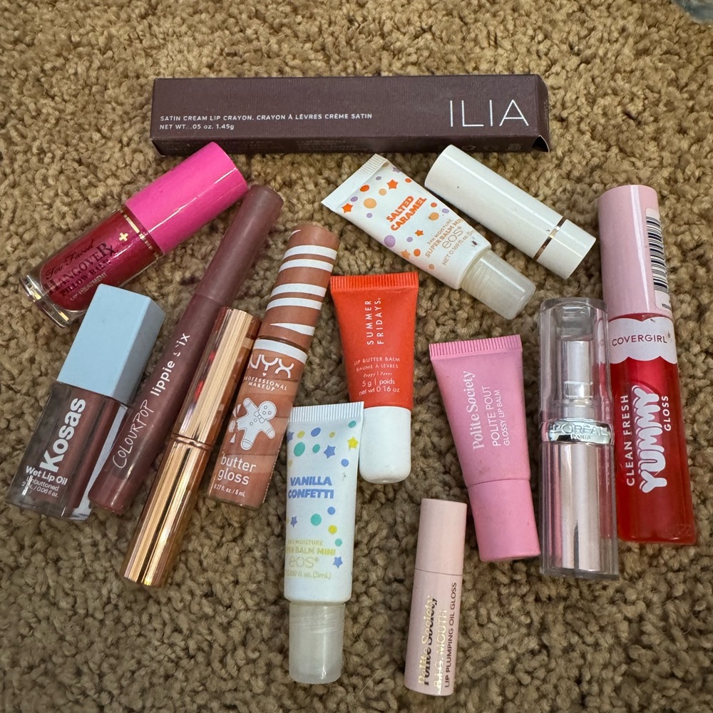 LIP BUNDLE